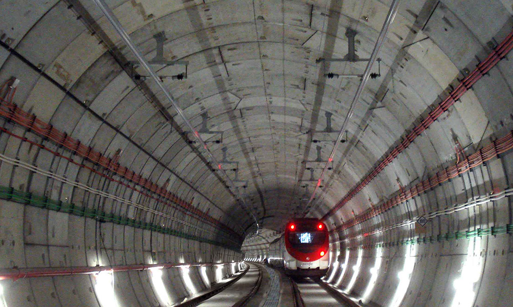 Tunnelling_1000x600-1.jpg