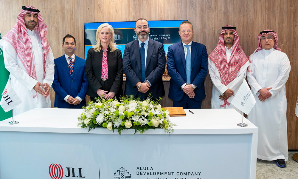 JLL-1.jpg