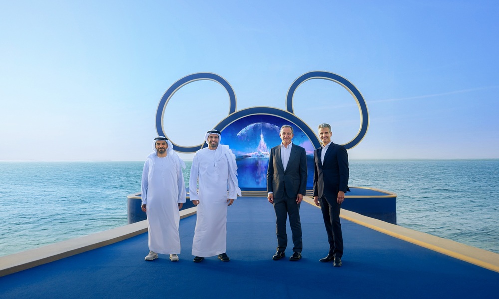 Disney-Theme-Park-Resort-Yas-Island-Abu-Dhabi-2-1.jpg